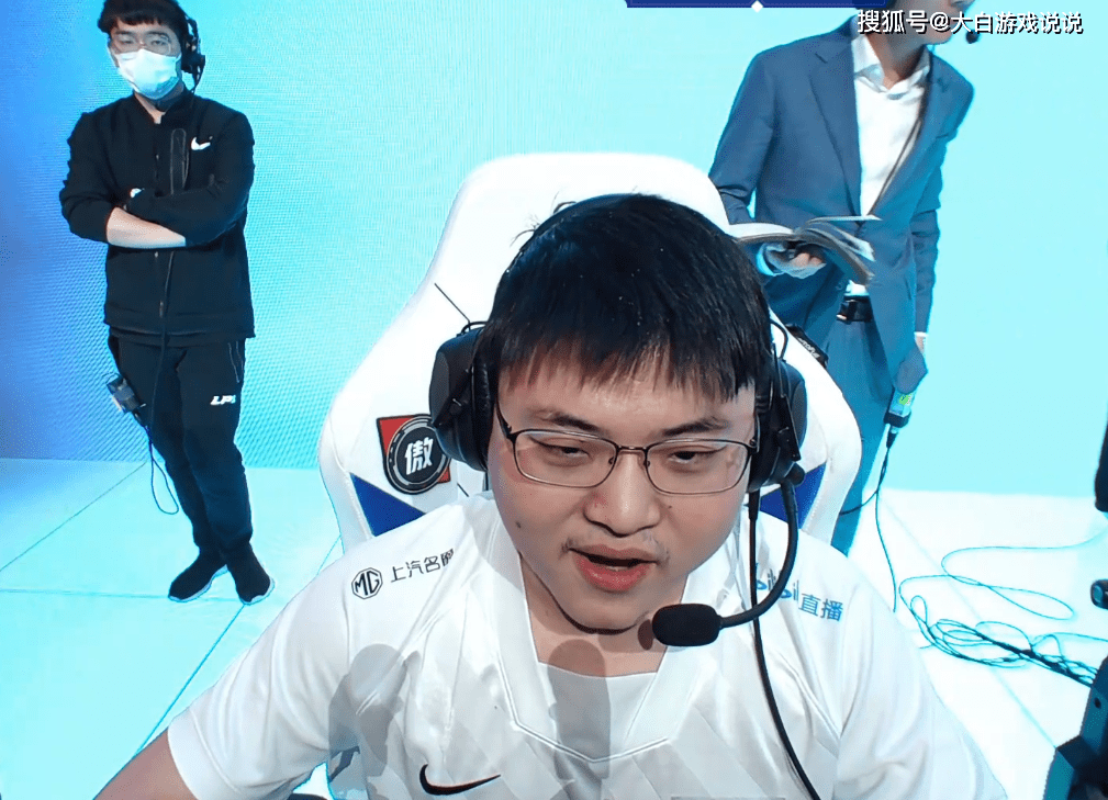 爱游戏官网-这也行？科维托娃连续二十场比赛得分超过败北Uzi在德国队比赛中险胜，加时末段葡萄牙体育调整名单以备全明星赛(uzi复出被官方叫停)