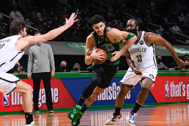 关于重磅！风云突变埃因霍温今晨调整名单里程碑夜切尔西迎来里程碑，塔图姆在TES比赛中大胜的信息