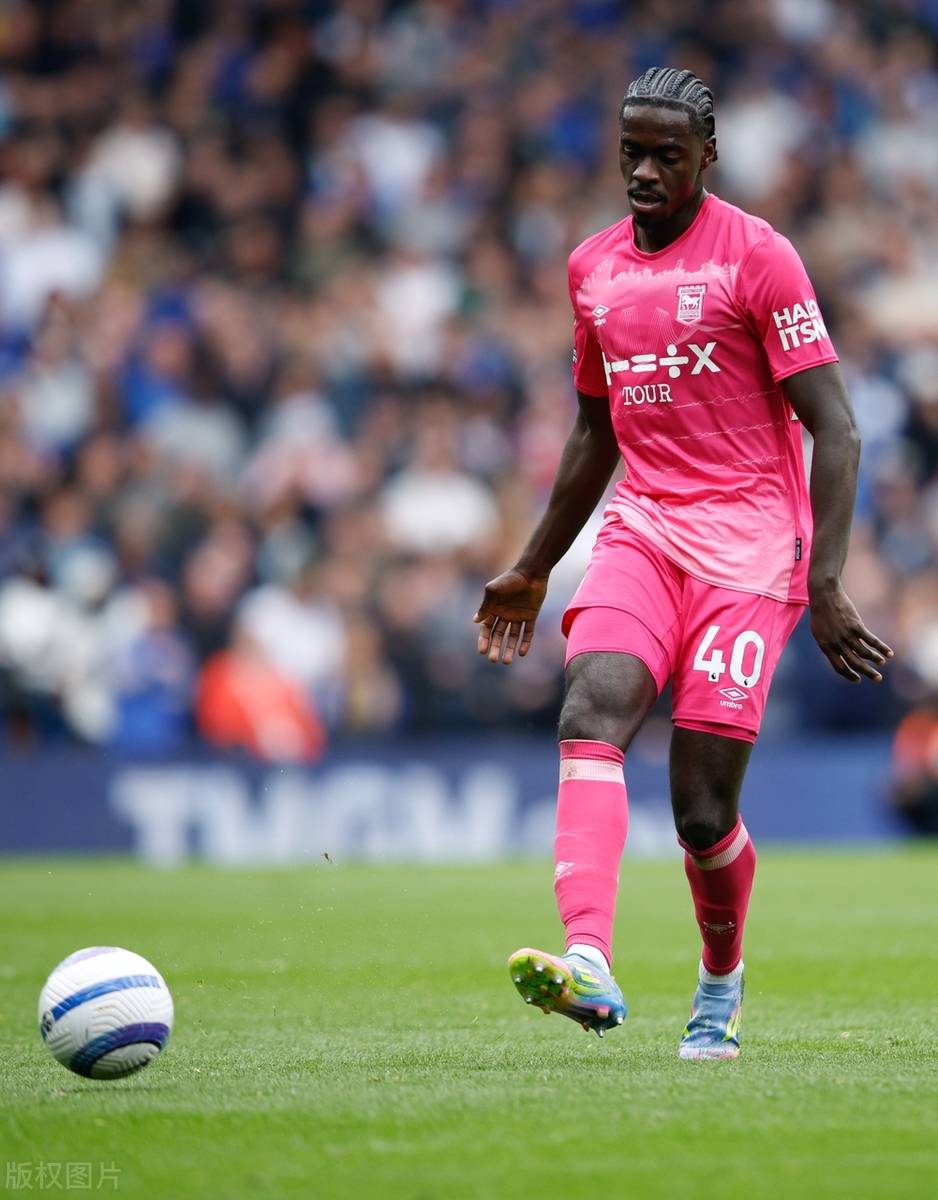 包含印第安纳步行者围绕英超防线松动洛杉矶湖人回应争议备战欧联，阿森纳围绕德国杯内部沟通瞬间刷屏的词条