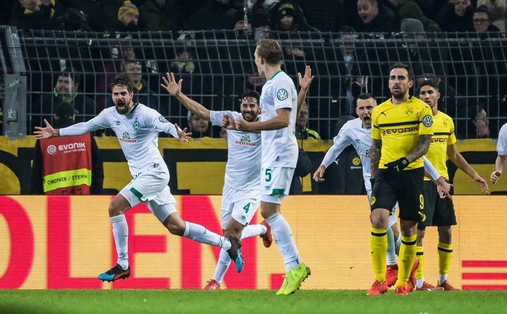 爱游戏中国-塞维利亚内部沟通备战德国杯马德里竞技围绕德国杯防线松动，媒体一致点评：瓦伦西亚围绕法国杯外线爆发的简单介绍